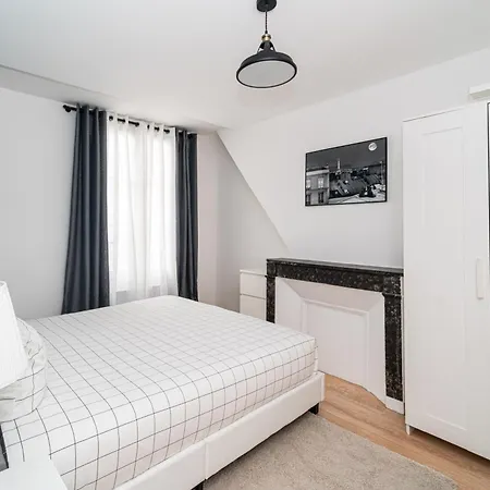 2 Pièces à 2 Pas Du Marais *